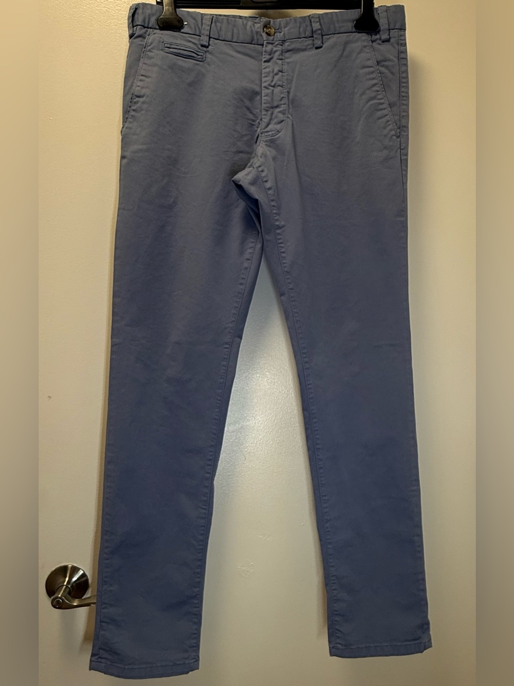Massimo Dutti Men’s chinos in weathered blue
